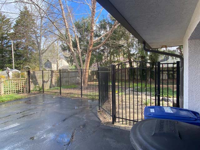 Aluminum Fence8